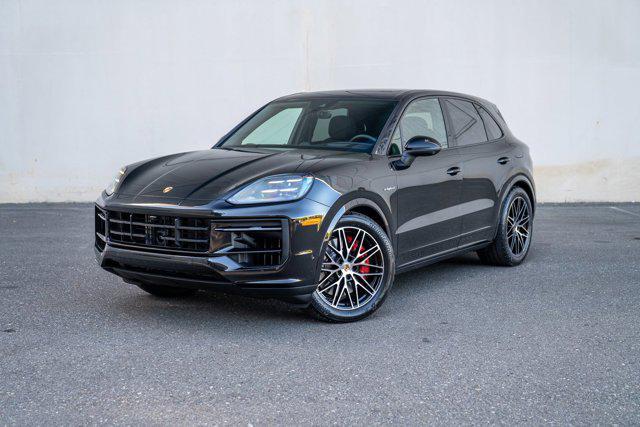new 2025 Porsche Cayenne car, priced at $136,805