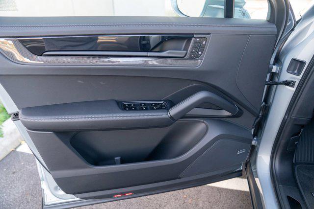 new 2026 Porsche Cayenne car, priced at $152,670