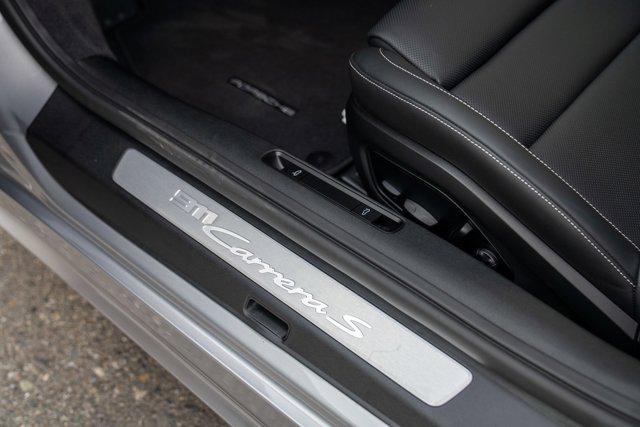 new 2025 Porsche 911 car, priced at $187,105