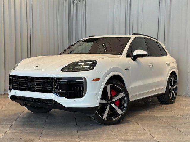 new 2025 Porsche Cayenne car, priced at $172,095