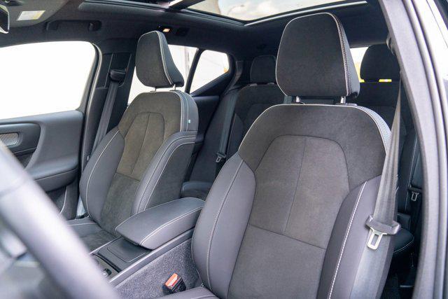 used 2023 Volvo XC40 car, priced at $35,490