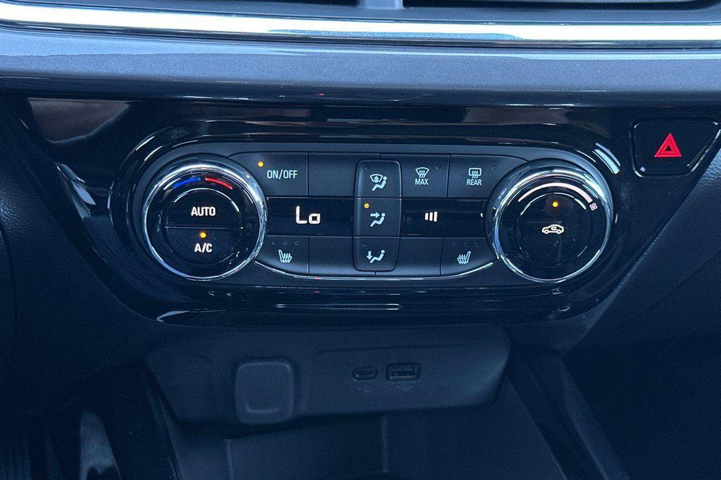 new 2026 Chevrolet Trax car, priced at $26,894
