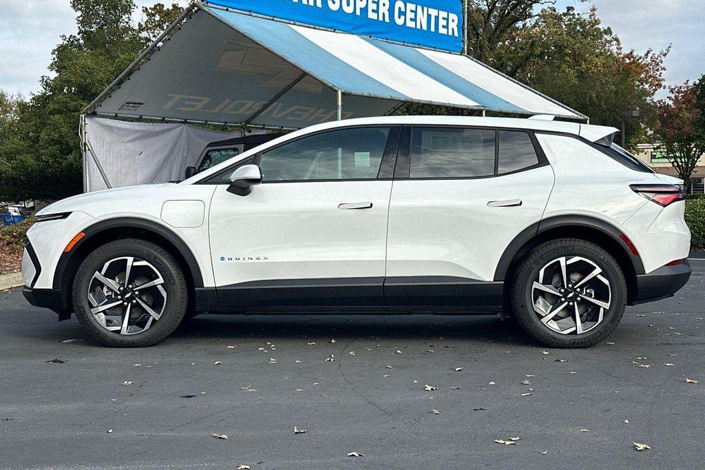 new 2026 Chevrolet Equinox EV car, priced at $33,888