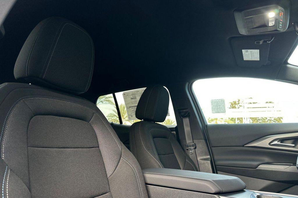 new 2026 Chevrolet Equinox EV car, priced at $33,888