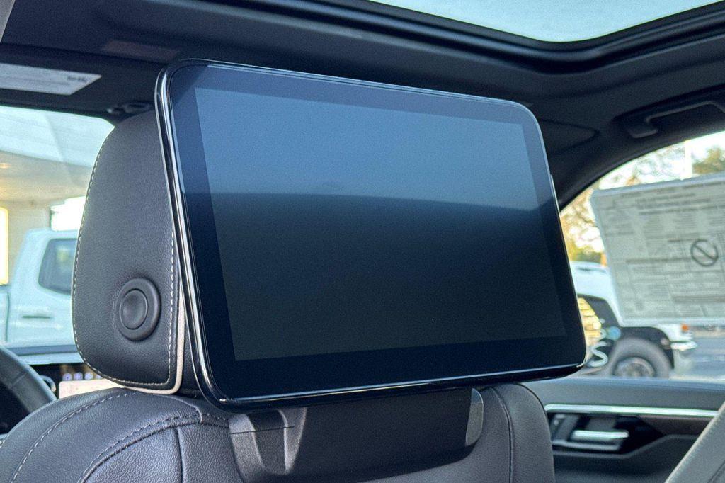 new 2026 Chevrolet Suburban car, priced at $85,900