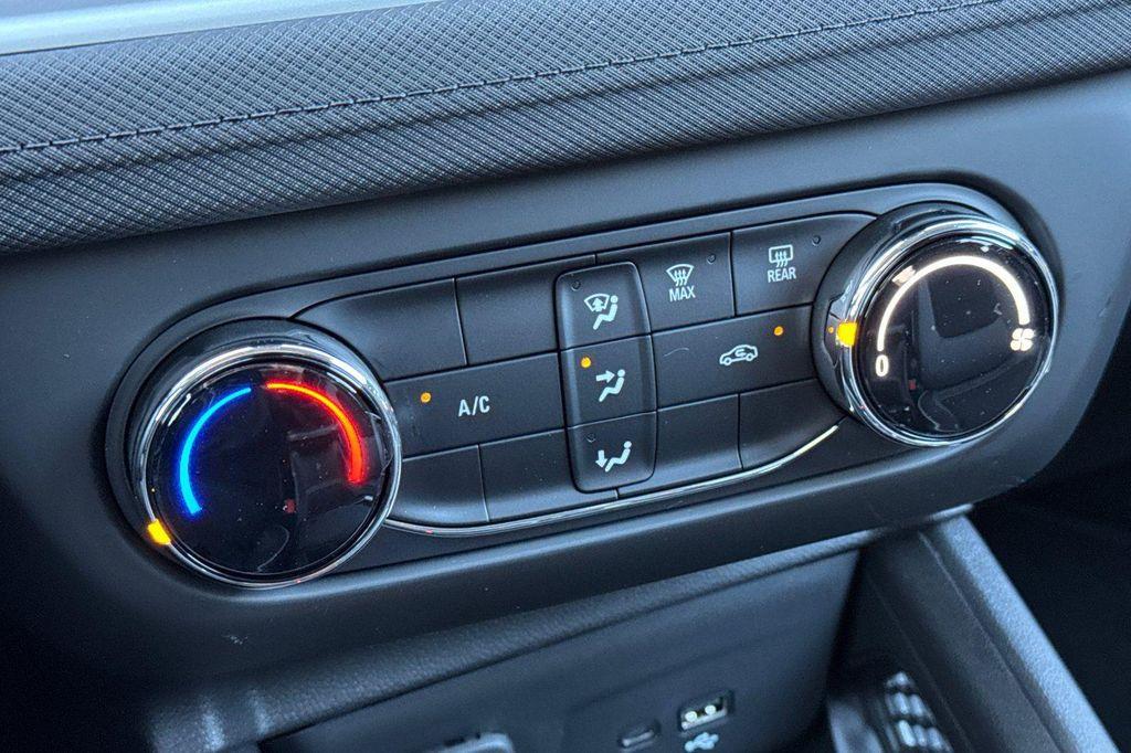 new 2026 Chevrolet TrailBlazer car, priced at $23,780