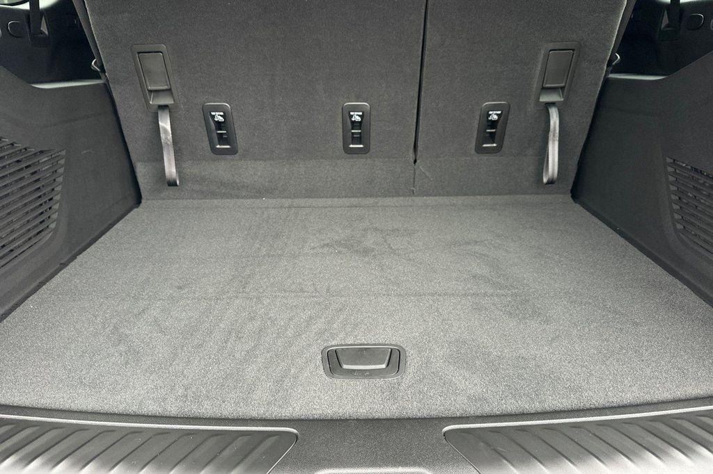 new 2026 Chevrolet Suburban car, priced at $67,152