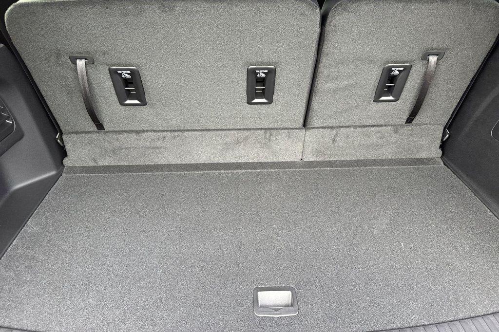 new 2026 Chevrolet Traverse car, priced at $51,597