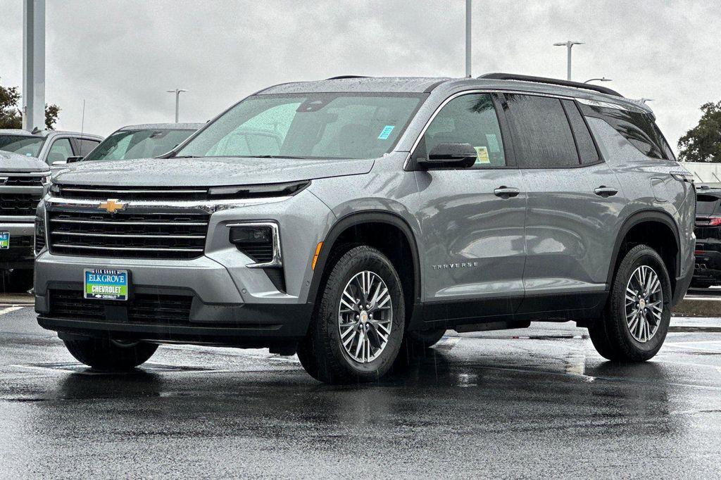 new 2026 Chevrolet Traverse car, priced at $48,381