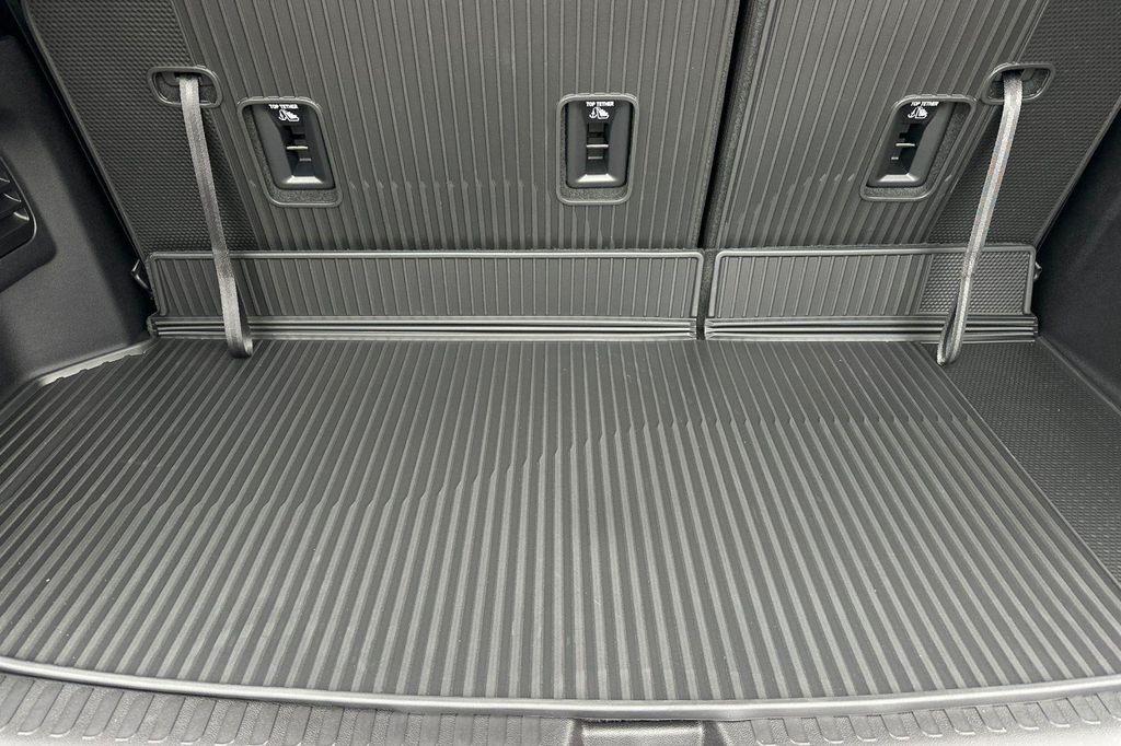 new 2026 Chevrolet Traverse car, priced at $48,381