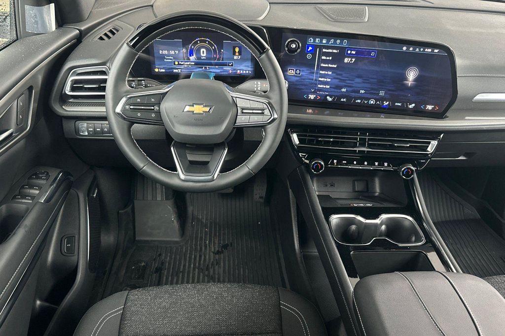 new 2026 Chevrolet Traverse car, priced at $48,381