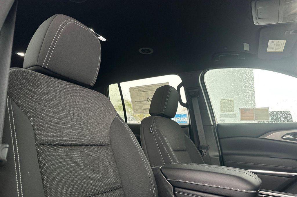 new 2026 Chevrolet Traverse car, priced at $48,381