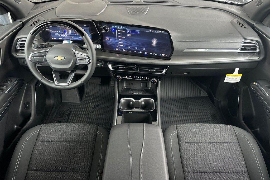 new 2026 Chevrolet Traverse car, priced at $48,381