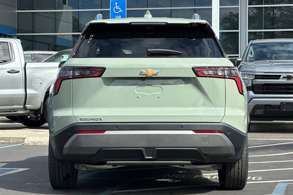 new 2026 Chevrolet Equinox car, priced at $32,635