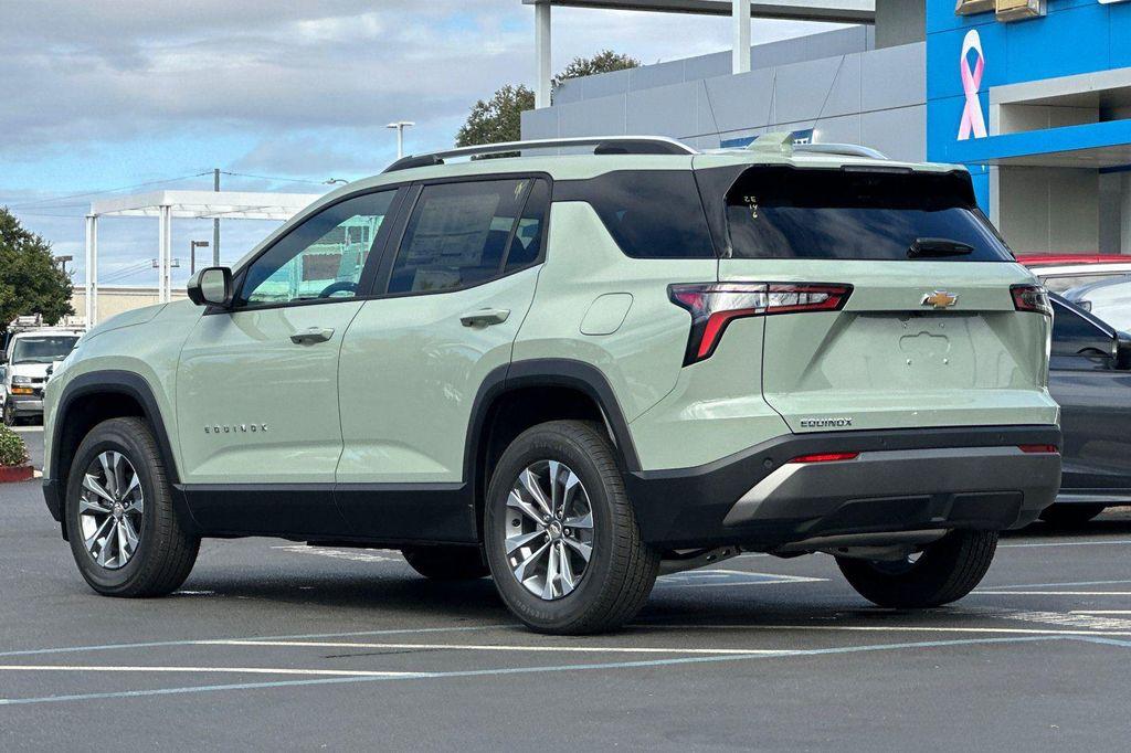 new 2026 Chevrolet Equinox car, priced at $32,635