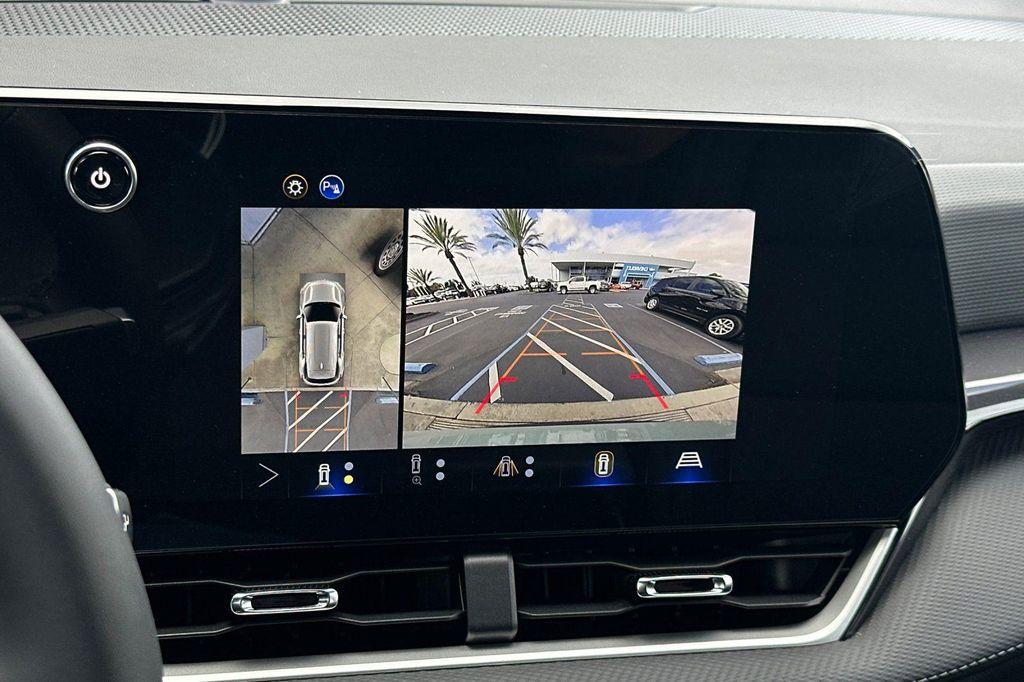 new 2026 Chevrolet Equinox car, priced at $32,635