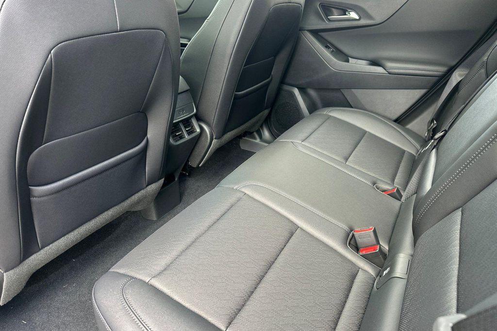 new 2026 Chevrolet Equinox car, priced at $32,635