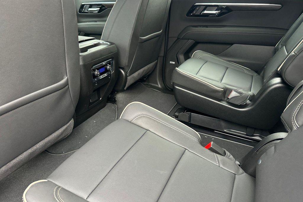 new 2026 Chevrolet Suburban car, priced at $83,005