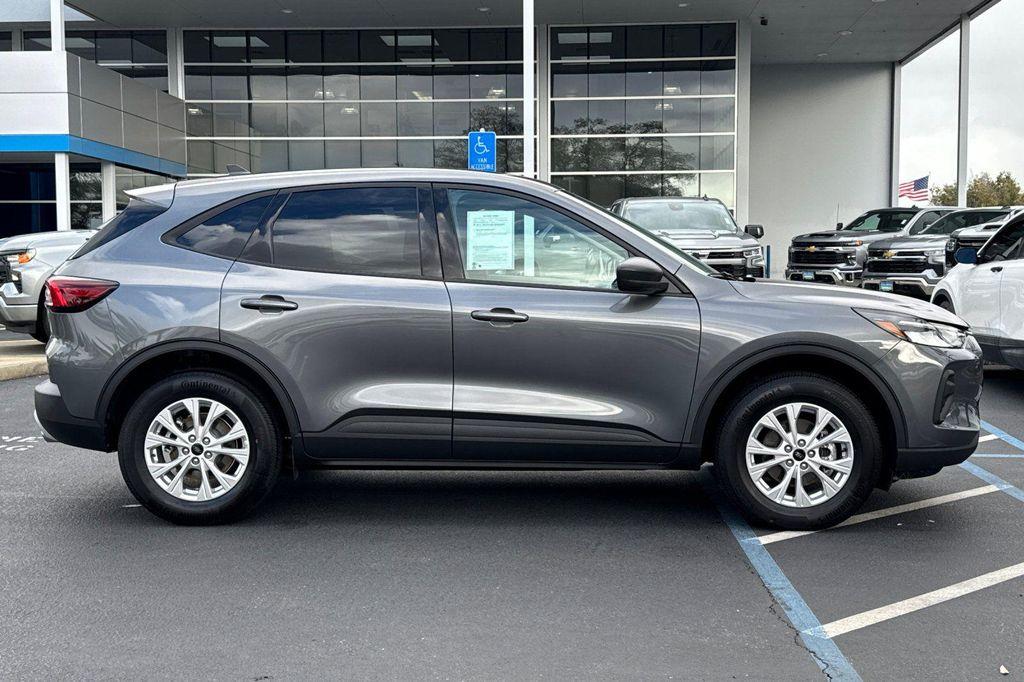 used 2025 Ford Escape car, priced at $22,911