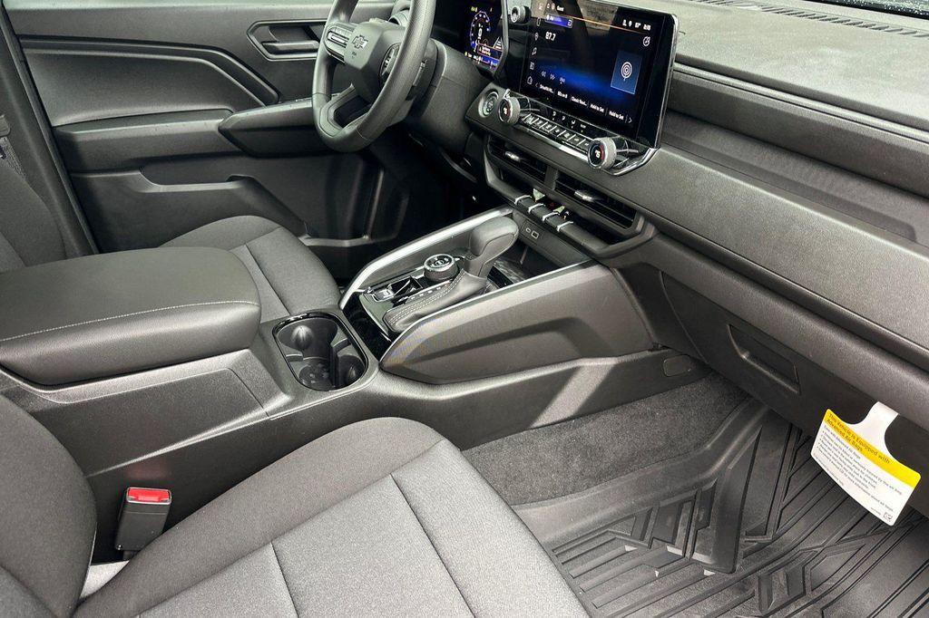 new 2026 Chevrolet Colorado car, priced at $42,724