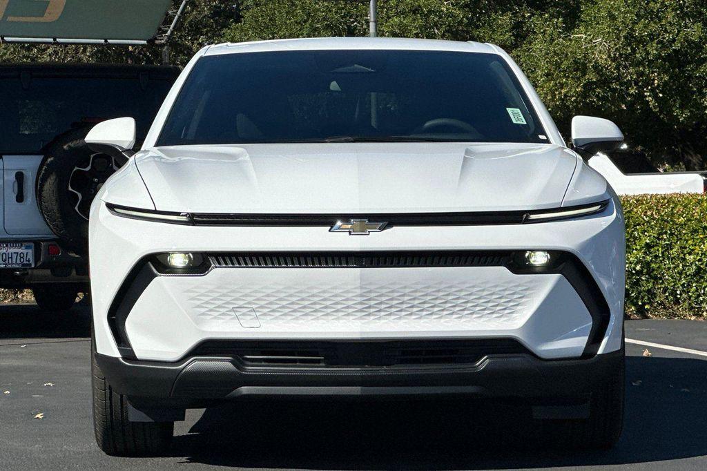 new 2026 Chevrolet Equinox EV car, priced at $33,995