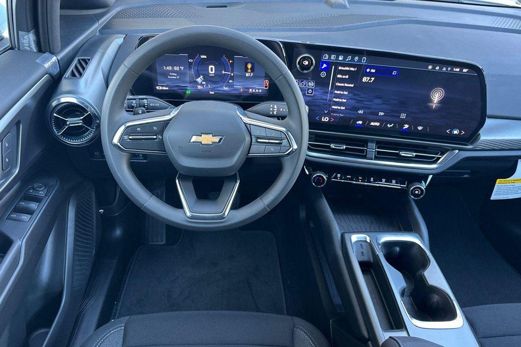 new 2026 Chevrolet Equinox EV car, priced at $33,995