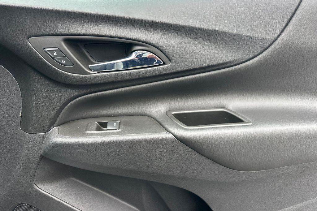 used 2022 Chevrolet Equinox car, priced at $21,988