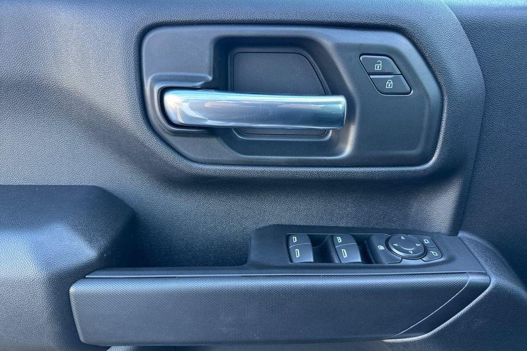 new 2025 Chevrolet Silverado 2500 car, priced at $69,823