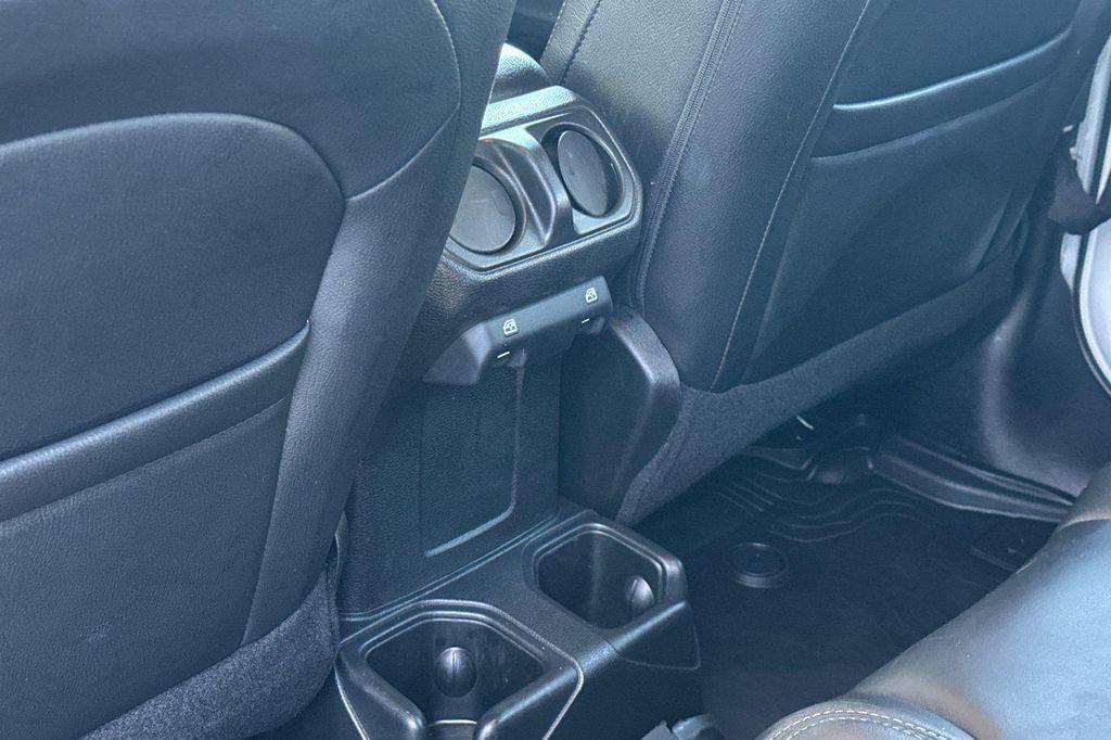 used 2021 Jeep Wrangler Unlimited car, priced at $27,901