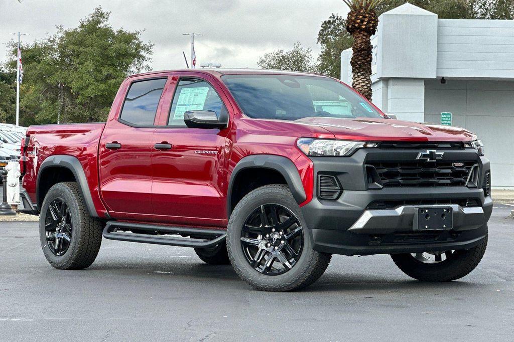 new 2025 Chevrolet Colorado car, priced at $43,257