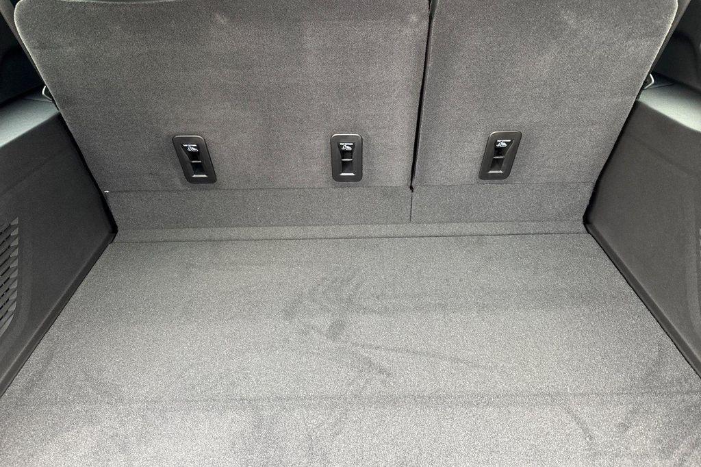 new 2026 Chevrolet Suburban car, priced at $77,895