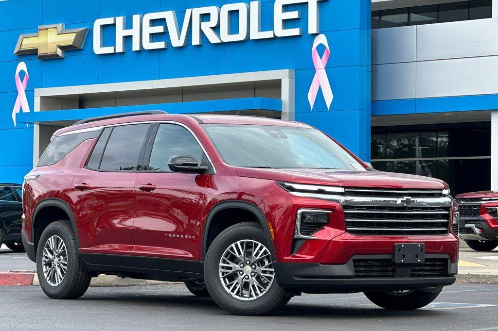 new 2025 Chevrolet Traverse car, priced at $43,936