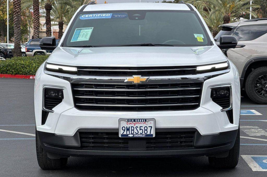 used 2024 Chevrolet Traverse car, priced at $35,201