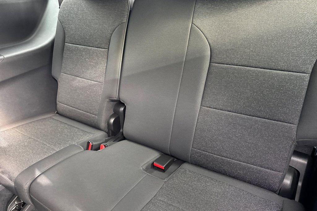 used 2024 Chevrolet Traverse car, priced at $35,201