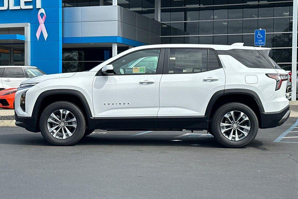 new 2026 Chevrolet Equinox car, priced at $31,340