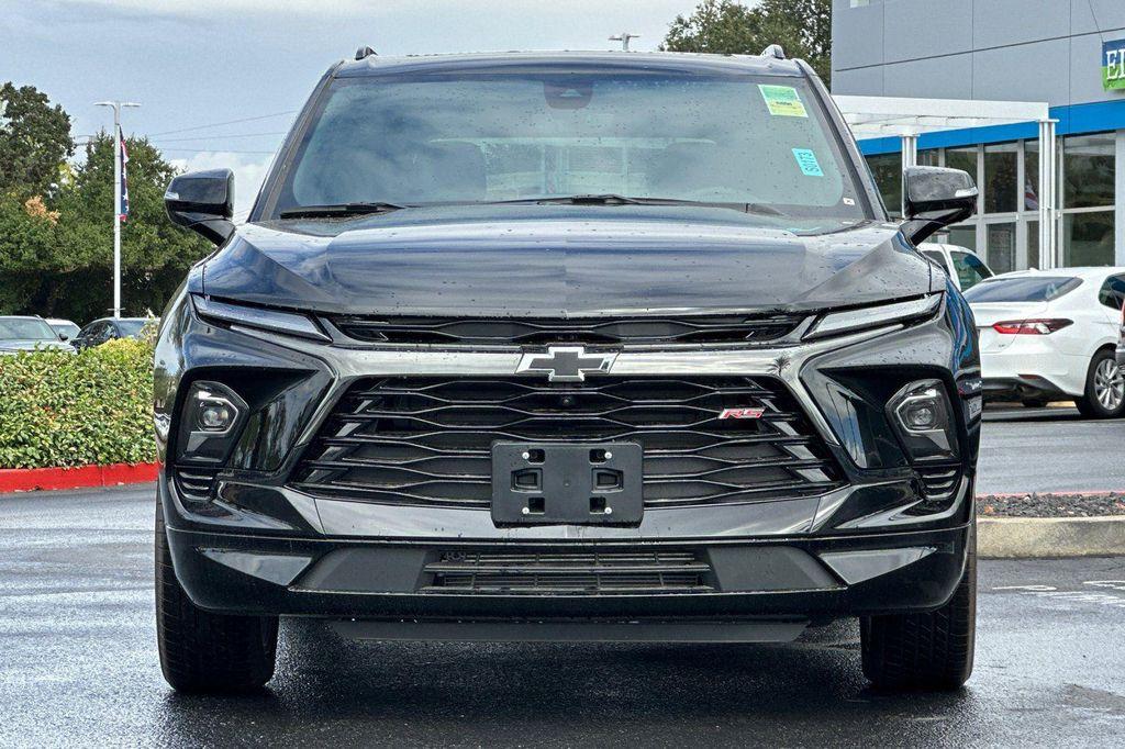 new 2025 Chevrolet Blazer car, priced at $46,065