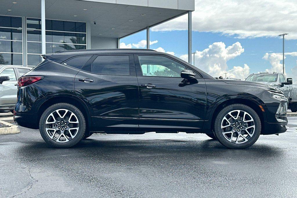 new 2025 Chevrolet Blazer car, priced at $46,065
