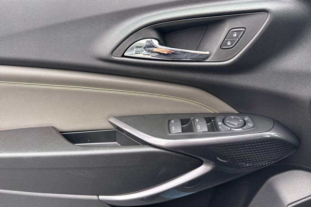 new 2026 Chevrolet Trax car, priced at $27,217