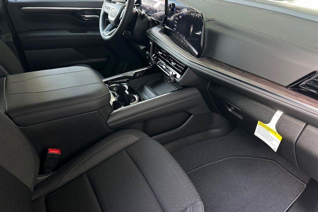 new 2026 Chevrolet Suburban car, priced at $62,871