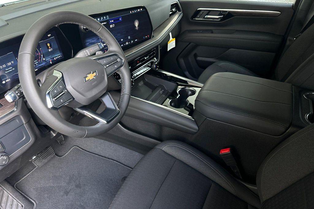 new 2026 Chevrolet Suburban car, priced at $62,871