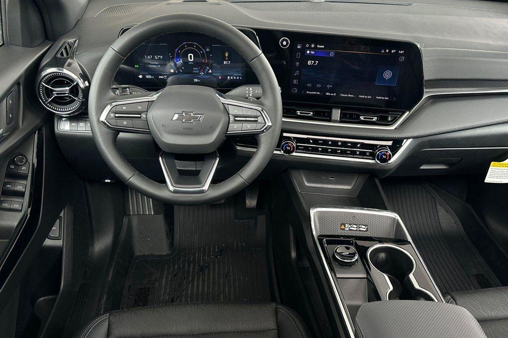 new 2026 Chevrolet Equinox car, priced at $36,350