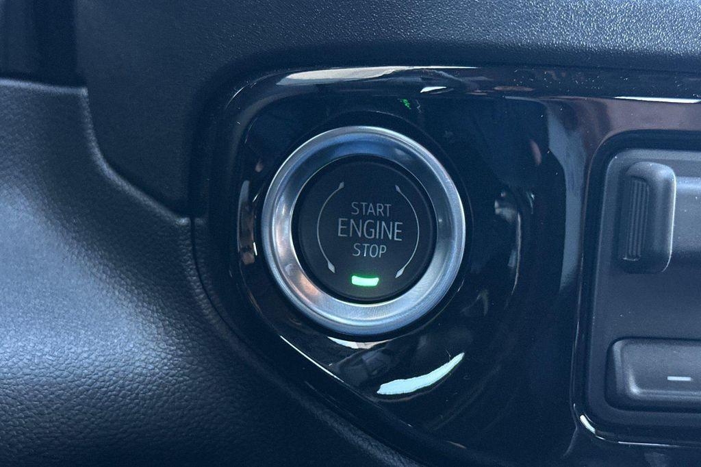 new 2025 Chevrolet Silverado 1500 car, priced at $65,997