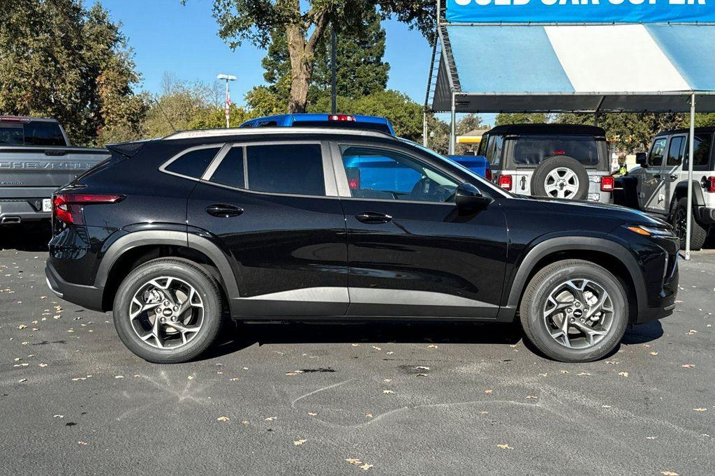 new 2026 Chevrolet Trax car, priced at $25,228