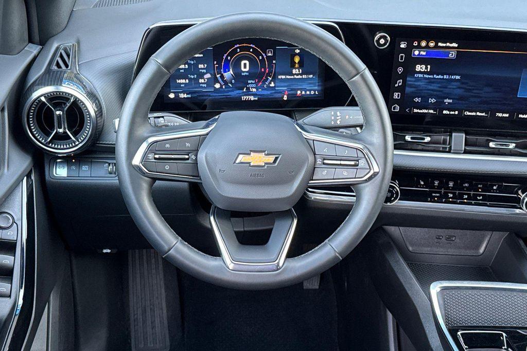 used 2025 Chevrolet Equinox car, priced at $24,981