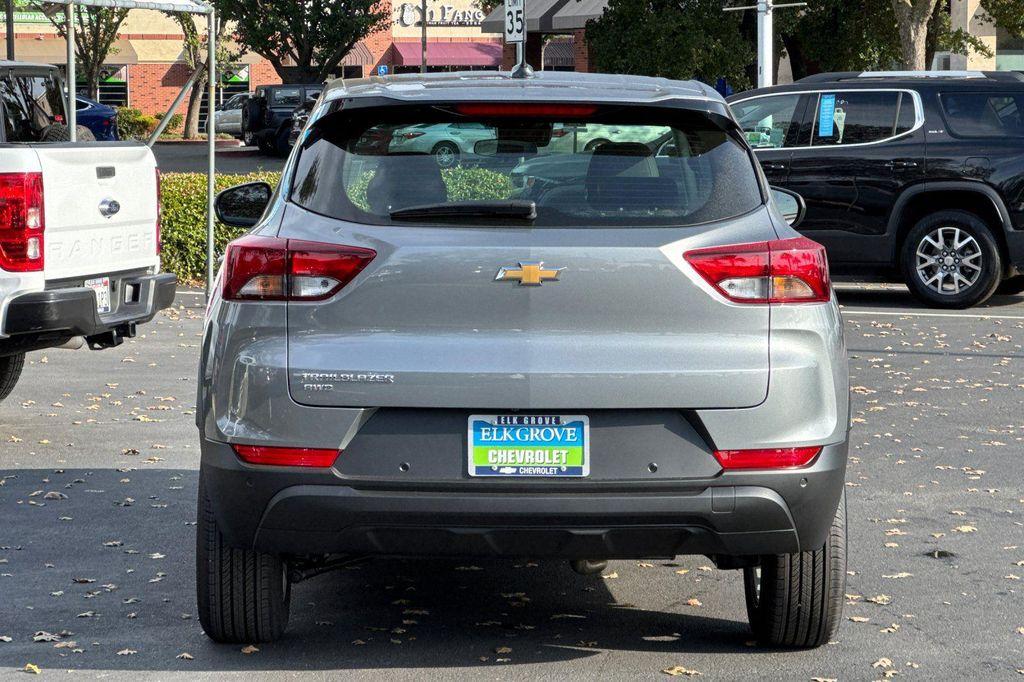 new 2026 Chevrolet TrailBlazer car, priced at $25,475