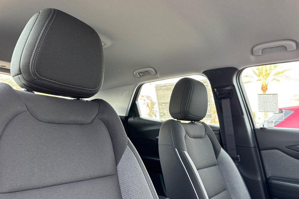 new 2026 Chevrolet TrailBlazer car, priced at $25,475