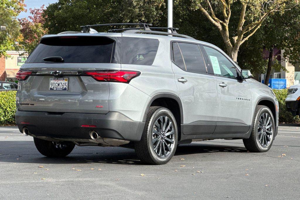 used 2023 Chevrolet Traverse car, priced at $36,988