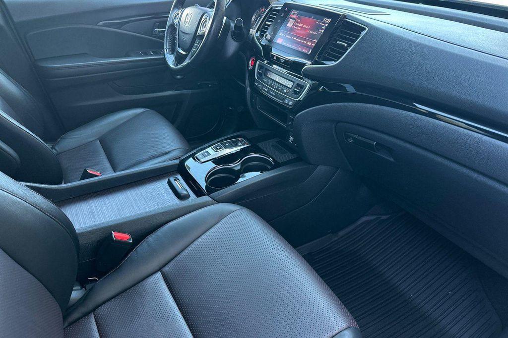 used 2023 Honda Ridgeline car, priced at $35,501