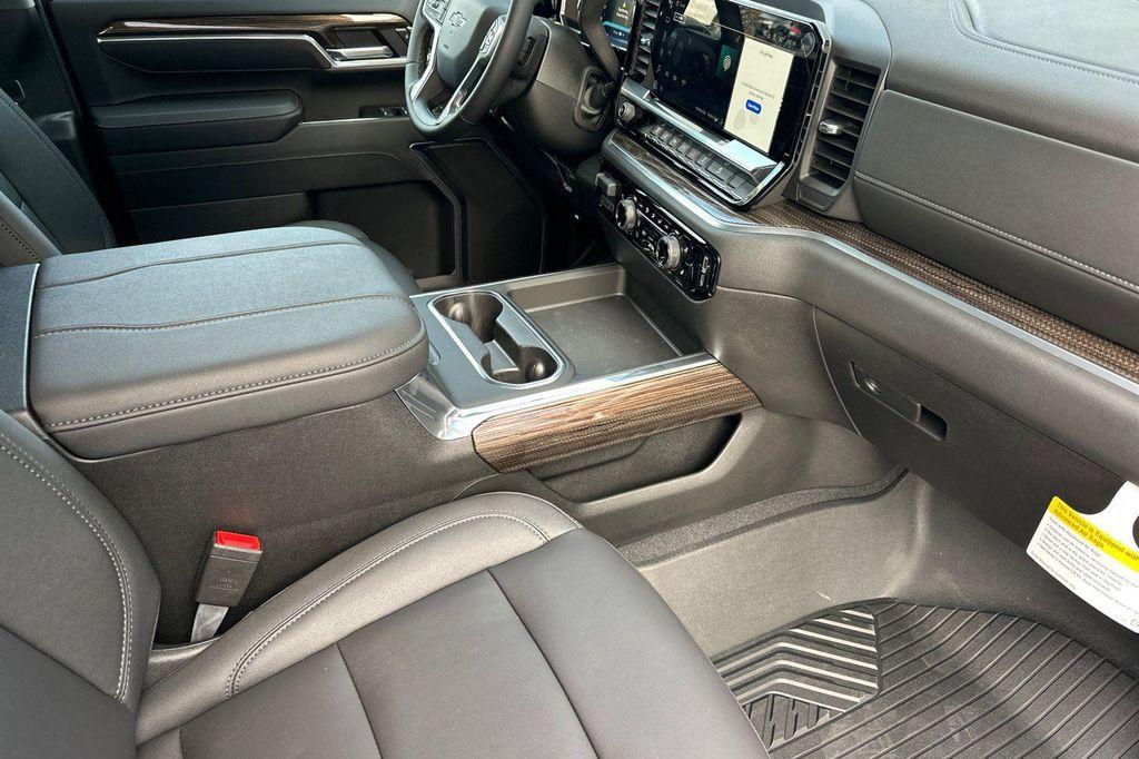 new 2026 Chevrolet Silverado 2500 car, priced at $74,404
