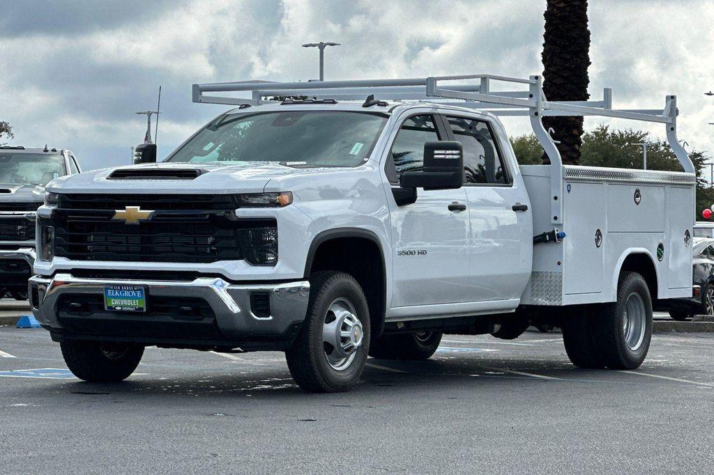 new 2025 Chevrolet Silverado 3500 car, priced at $82,578